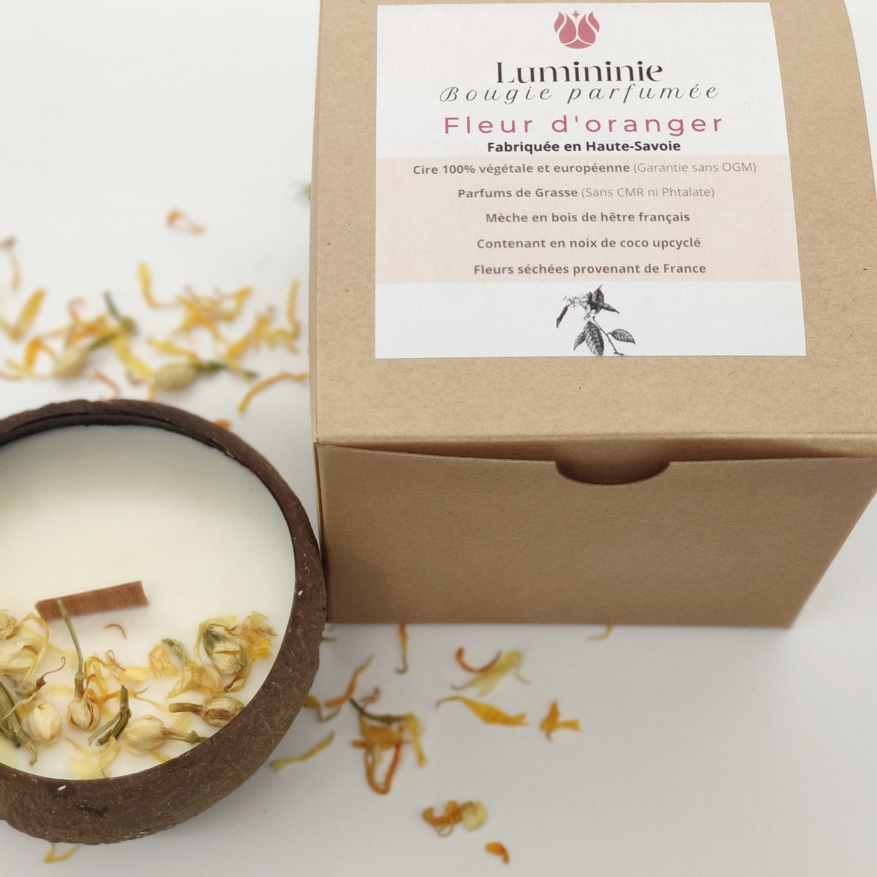 Duftkerze Lumininie mit Yellow Ivory