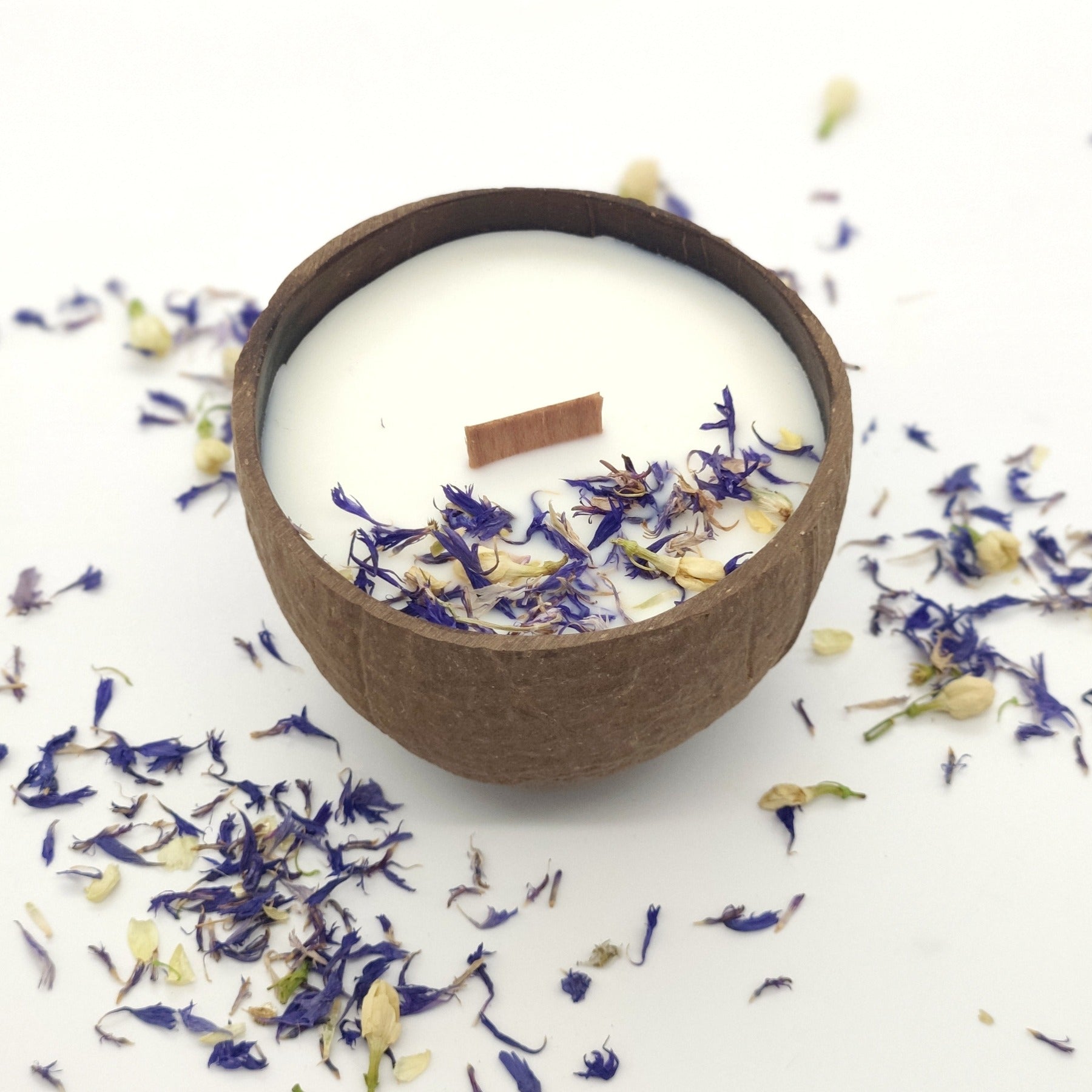 Duftkerze von Lumininie mit Blue Ivory