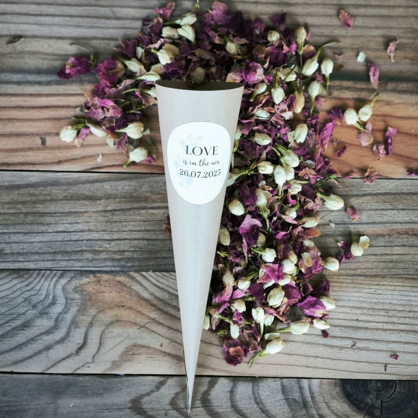 Blütenkonfetti Pink Ivory in Cones mit Layout 2