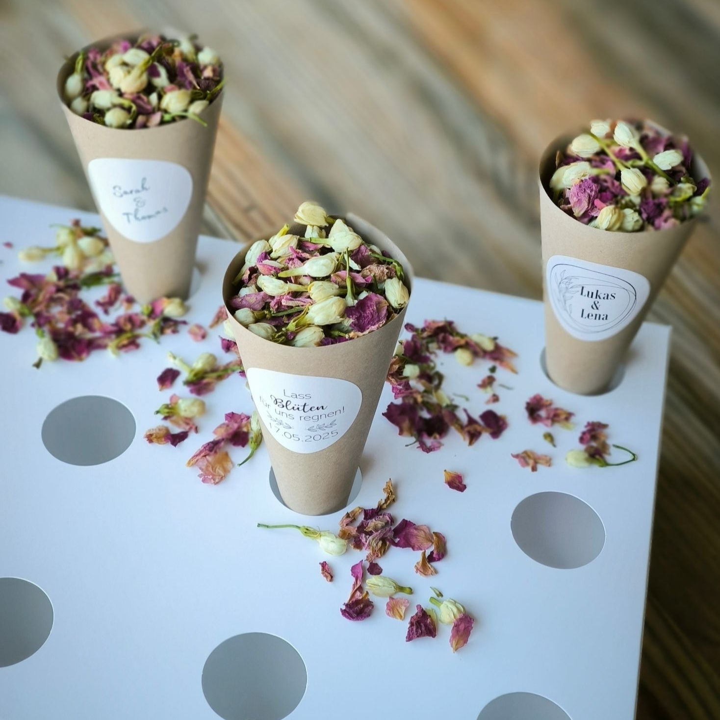 Blütenkonfetti Pink Ivory in Cones