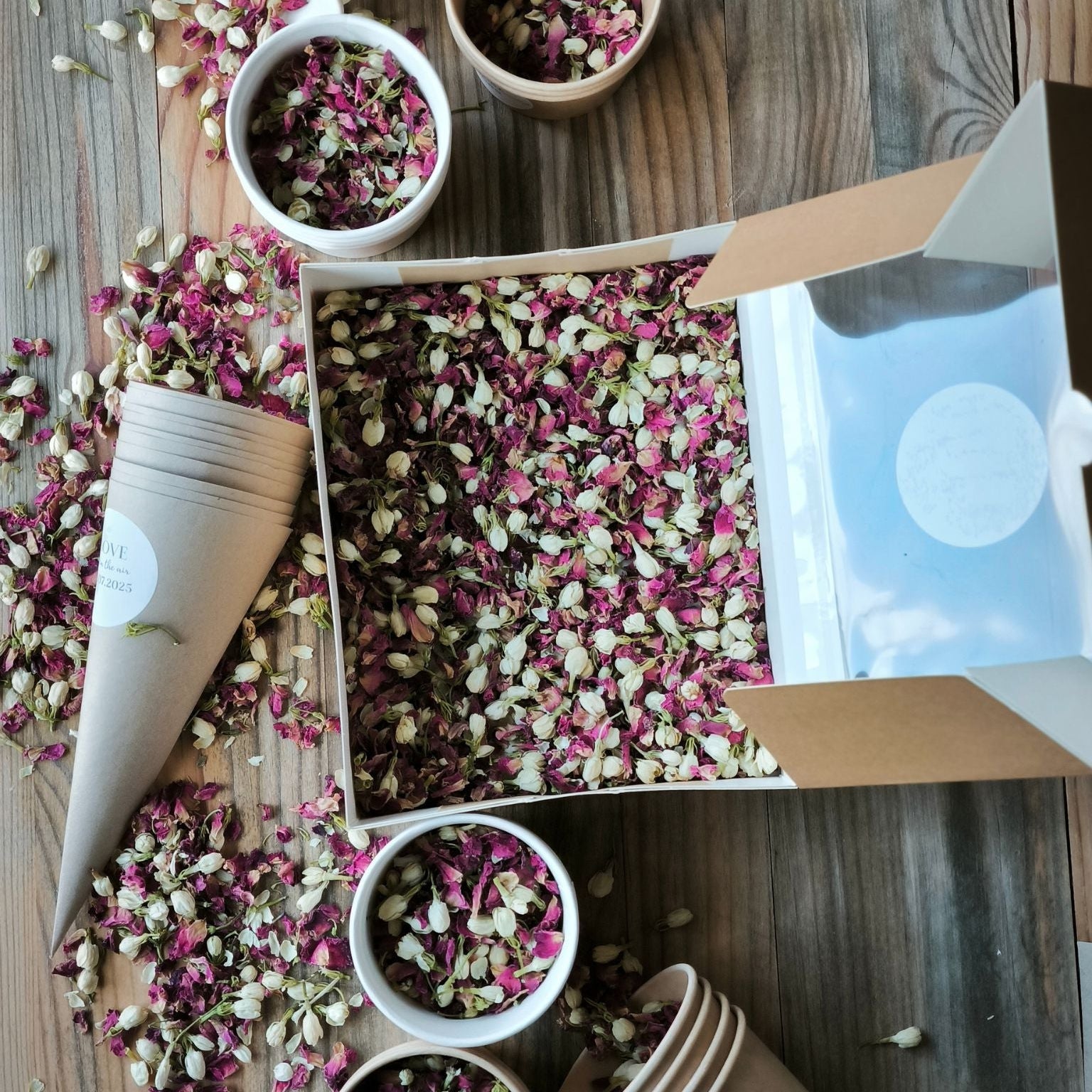 Blütenkonfetti Red Ivory alle Produkte