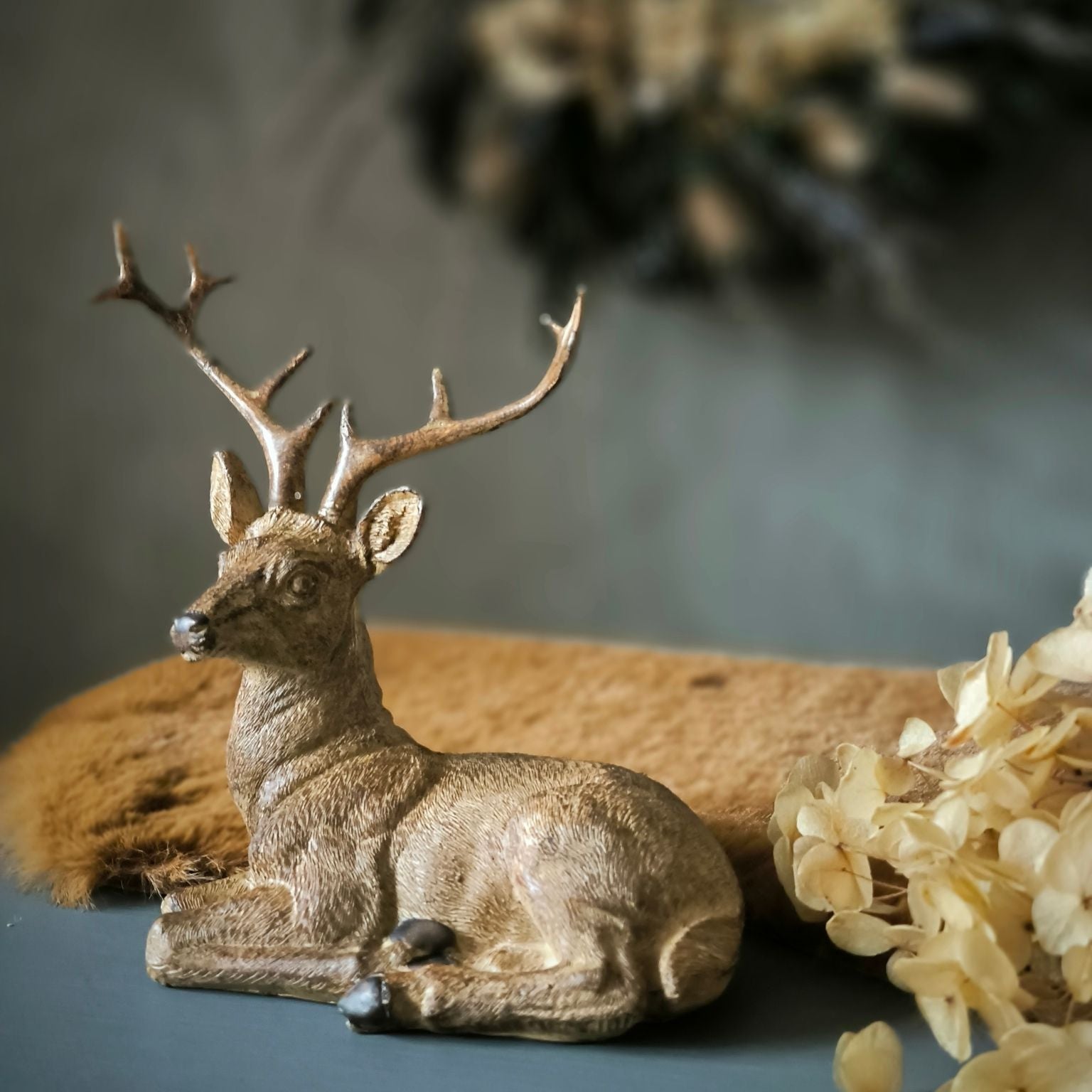 Deko Hirsch Woodland Charm Detailansicht von rechts