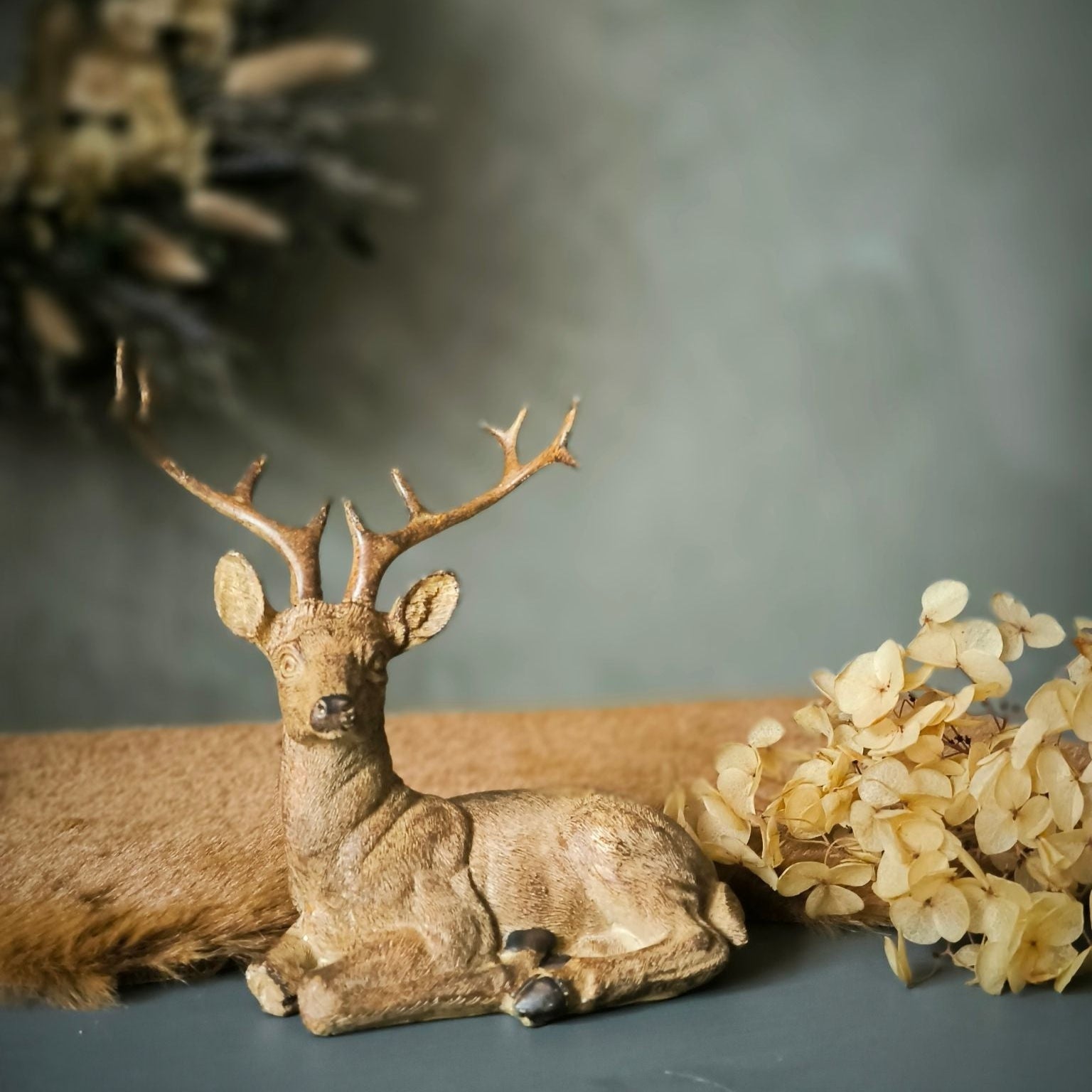Deko Hirsch Woodland Charm Detailansicht von links