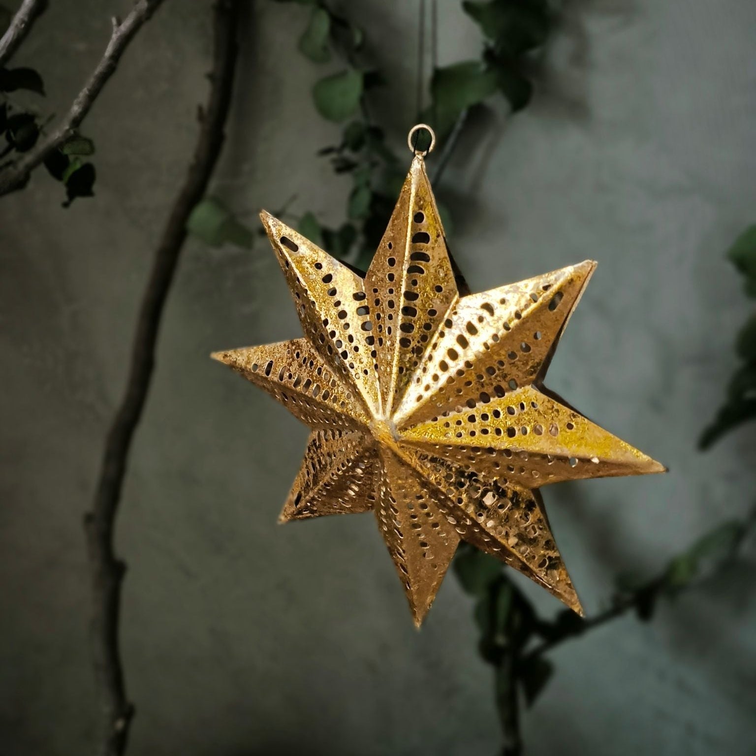 Golden Rays Metallstern gold Detailansicht