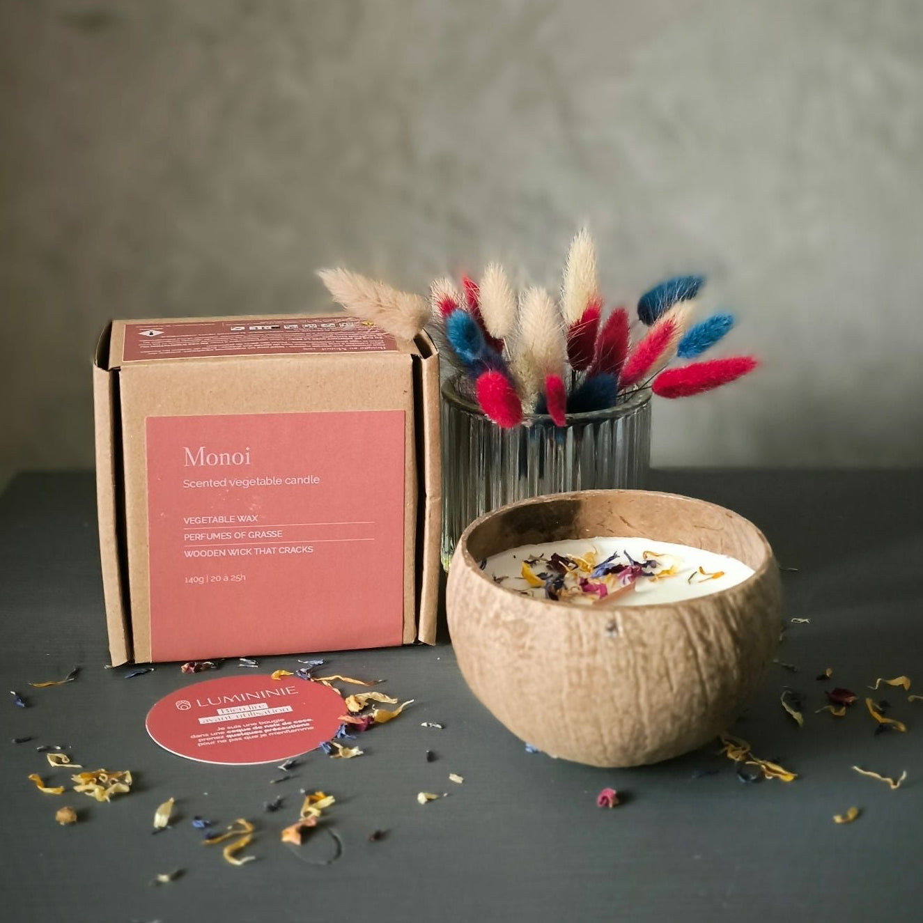 Lumininie Kerze Monoi de Tahiti mit Verpackung