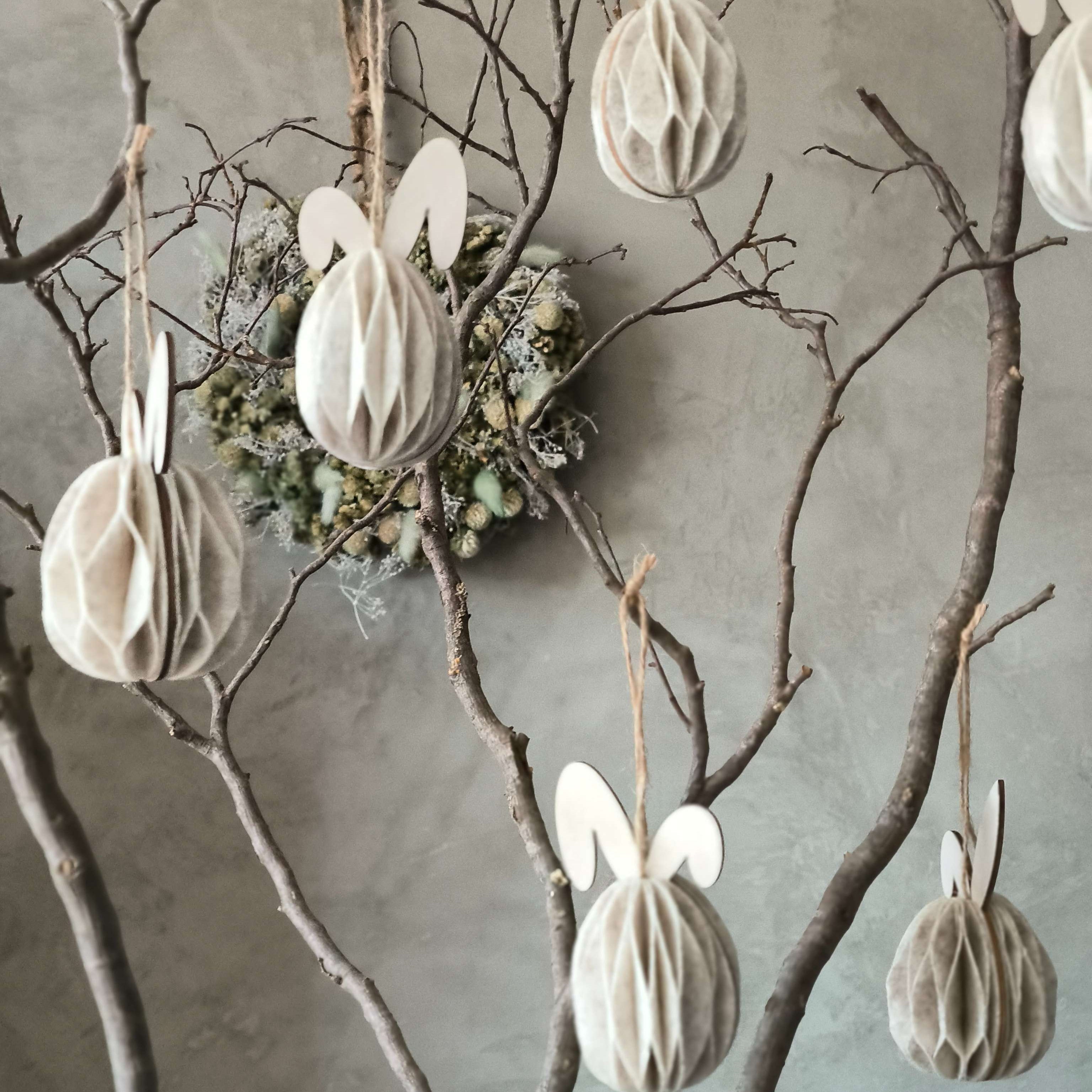 Soft Bunny Hasenohren Anhänger aus Filz und Holz Detailansicht